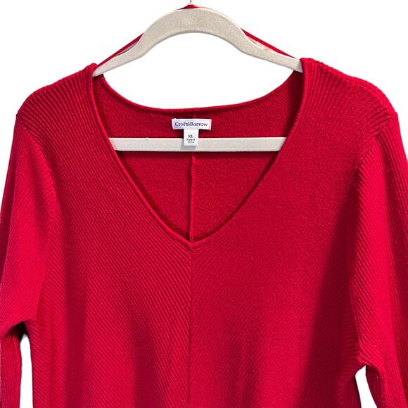 Croft & Barrow Women's Red Solid Long Sleeve Pullover V-Neck Sweater Size XL - Picture 2 of 11